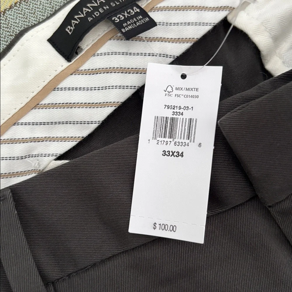 NWT Banana Republic Aiden Slim Fit Rapid Movement Chinos in Charcoal 33 x 34